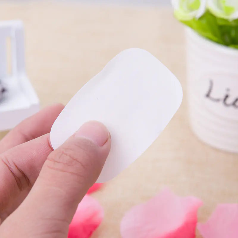 Portable Travel Soap Box with Cover in Candy Colors